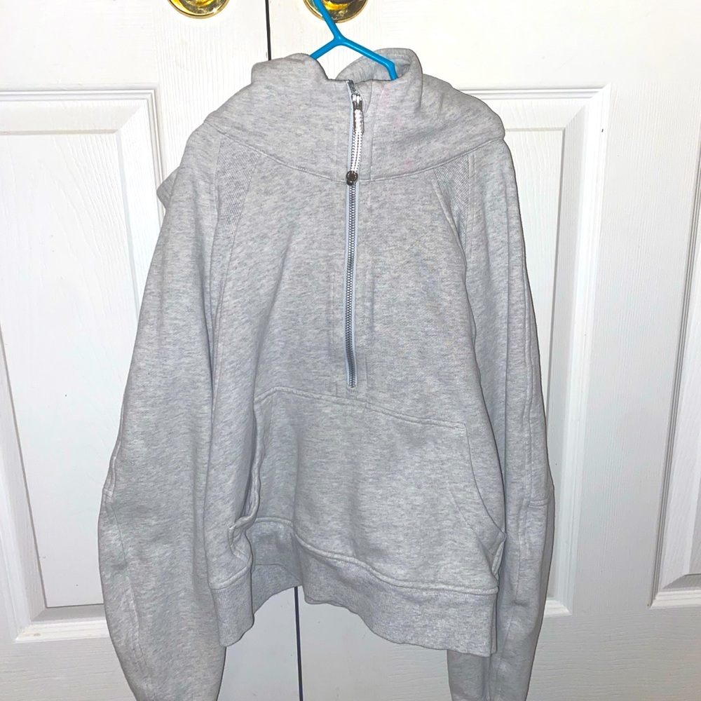 Lululemon Scuba! Size M/L